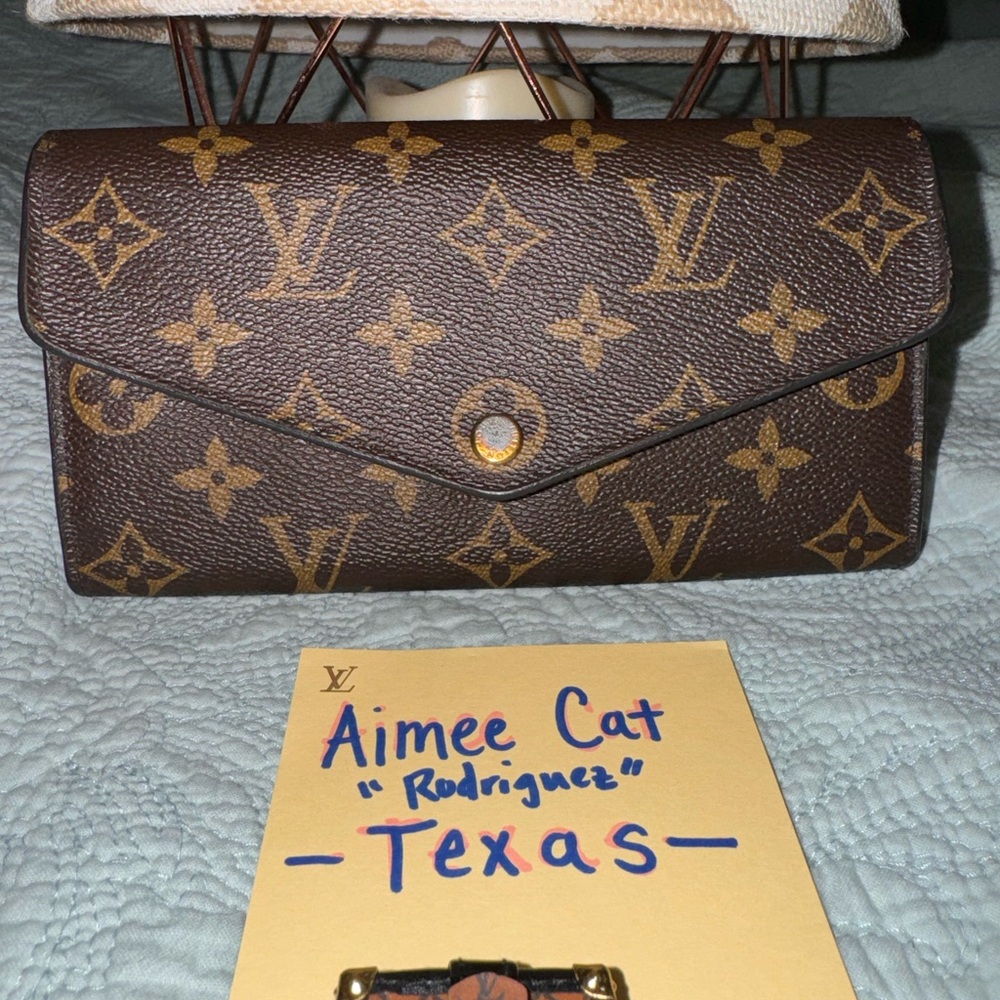 Louis Vuitton Sarah Wallet